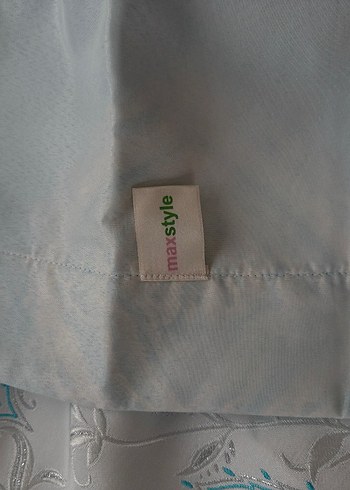 Nakışlı Beyaz Açık Mavi Yatak Örtüsü - Görsel 7