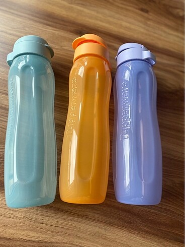 750 ml tupperware