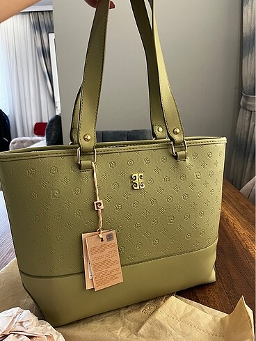 Pierre Cardin çanta etiketli
