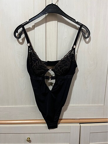Penti Siyah Dantella Bodysuit İç Çamaşırı