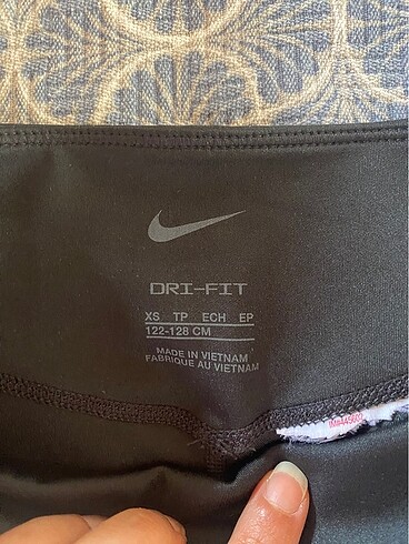 8 Yaş Beden Nike Kız çocuk tayt