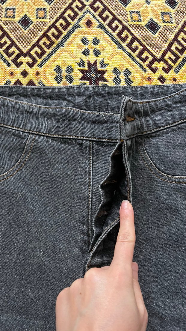 Kadın Siyah Denim Salaş Mini Şort - Görsel 2