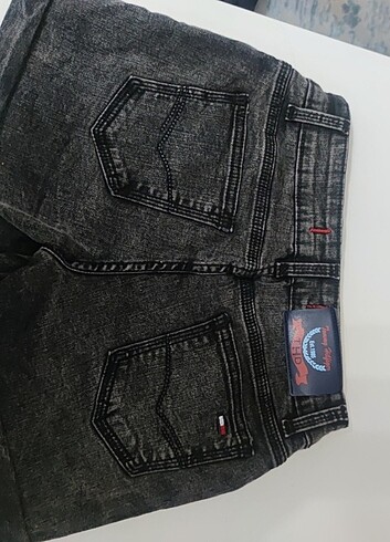28 Beden Tommy Hilfiger şort