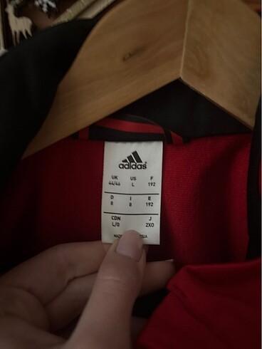 l Beden Adidas Eşofman takımı
