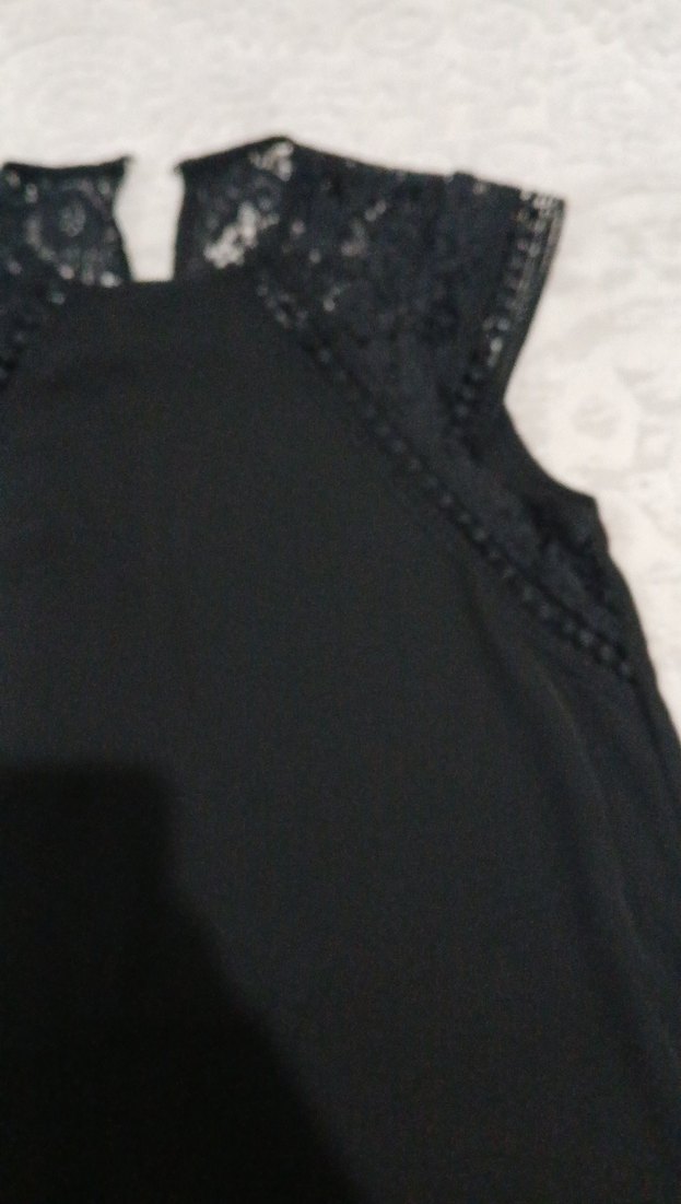 Siyah V Yaka Fırfırlı Midi Elbise - Görsel 5