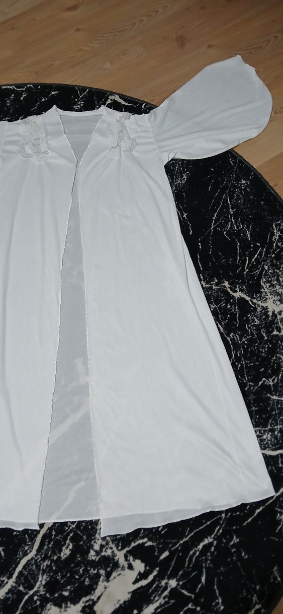 Kadın Uzun Beyaz sabahlık - Görsel 3