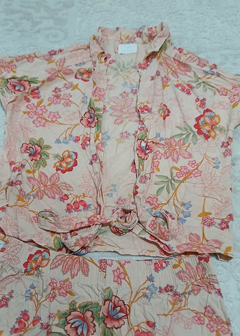 Pembe Çiçekli Bohem Kısa Kadın Takımı - Görsel 3