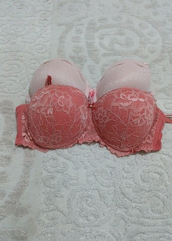 Pierre Cardin diğer