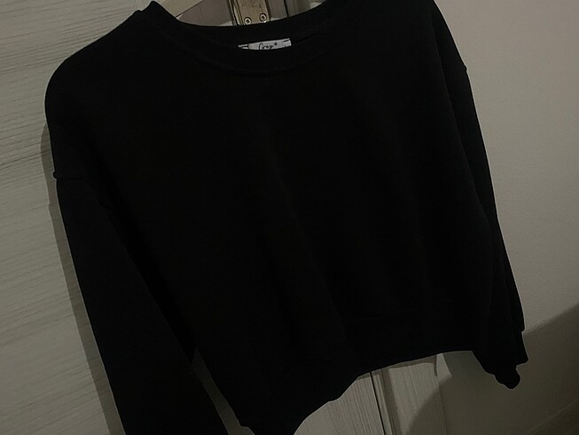 Siyah sweatshirt