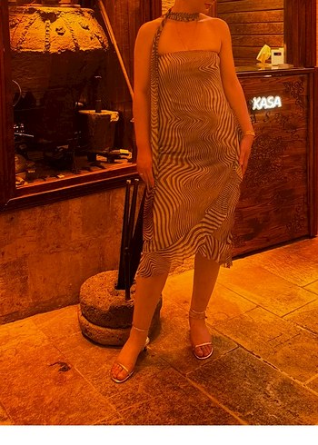 Kahverengi Zebra Desenli Straplez Midi Elbise