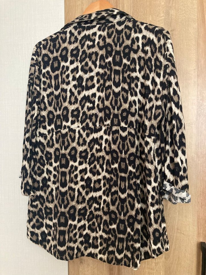 Leopar Desenli Kadın Salaş Gömlek - Görsel 2