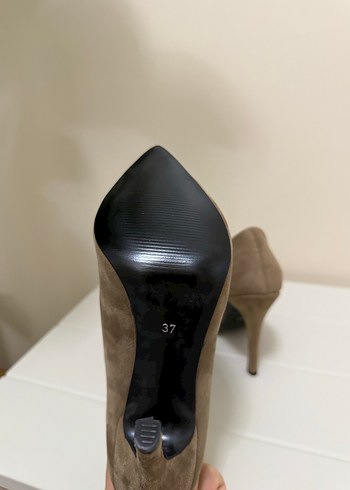 Bambi Stiletto