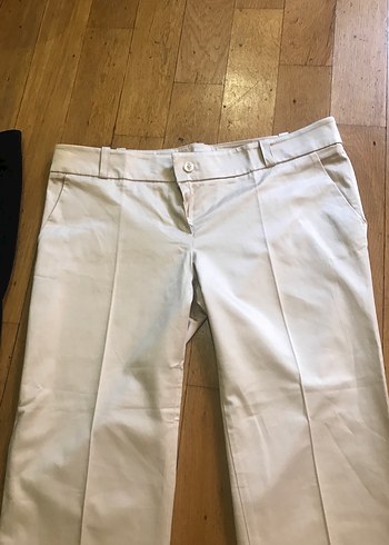 Kadın Beyaz Pamuklu Midi Kumaş Pantolon - Görsel 2