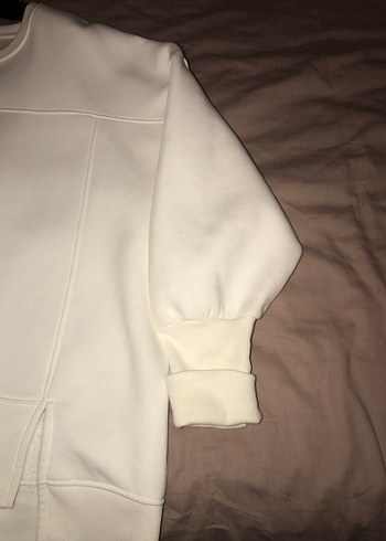 Kadın Beyaz Oversize Sweatshirt - Görsel 3