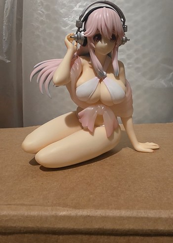 Super Sonico Figürü - Görsel 2