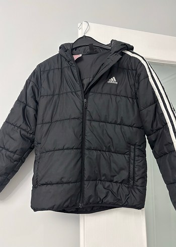 Adidas Siyah Kapusonlu Sisme Mont