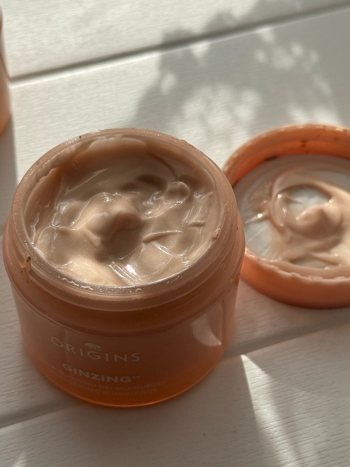 Origins GinZing Işıltılı Jel Nemlendirici set - Görsel 4