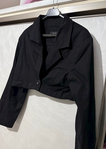 Vatkalı crop blazer - Görsel 2