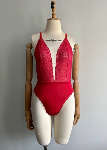 Kırmızı Dantel Detaylı Askılı Bodysuit - Görsel 3