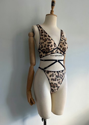 Leopar Desenli Bel Kemerli Takım - Görsel 3