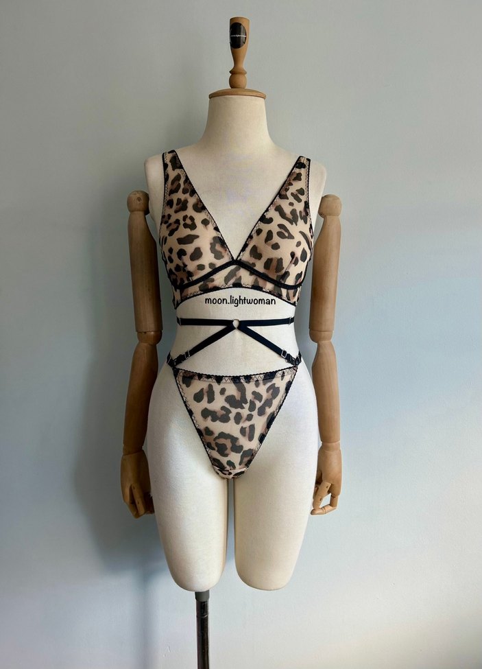 Leopar Desenli Bel Kemerli Takım - Görsel 2