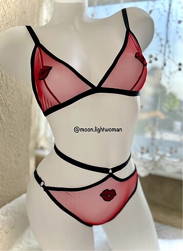 Tasarım Öpücük Detay Bralet Takım