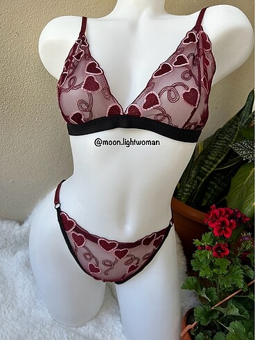 Bralet Kalp Detay Takım