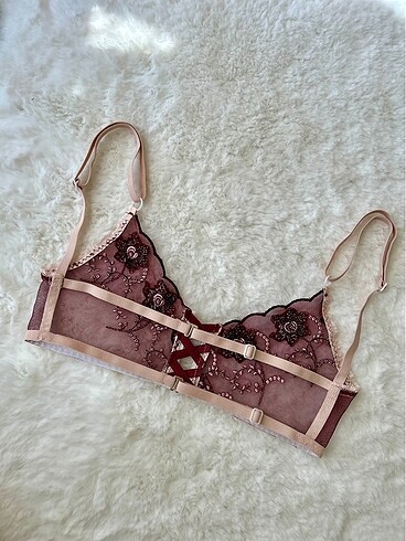 Diğer Tasarım Çapraz Bantlı Bralet