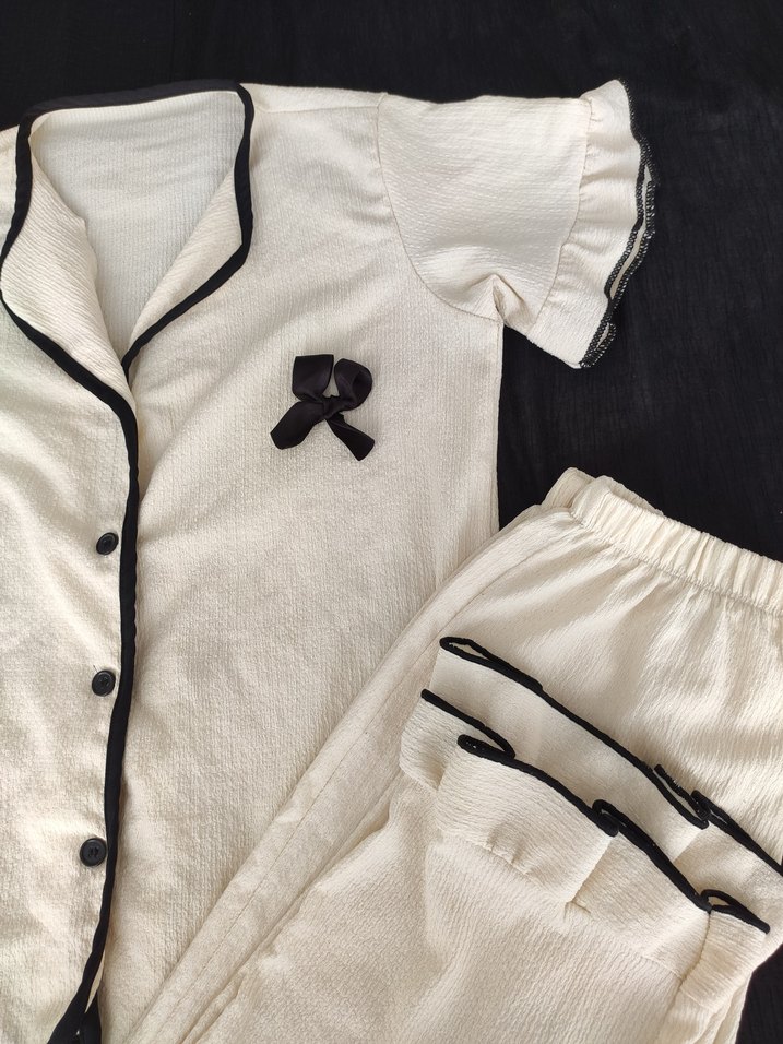 Beyaz Rahat Kesim Midi Kadın Pijama Takımı - Görsel 3