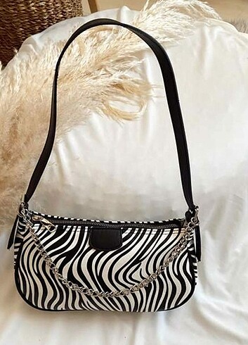 Zebra kol çantası 