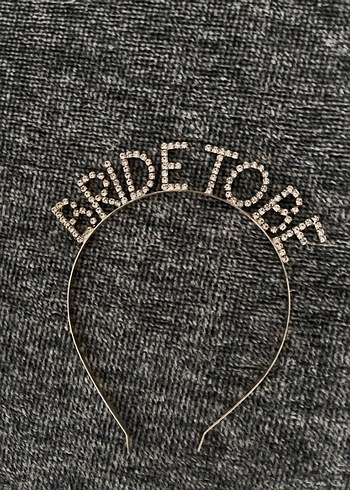 Gri Denim gelin olacak Tacı Bride