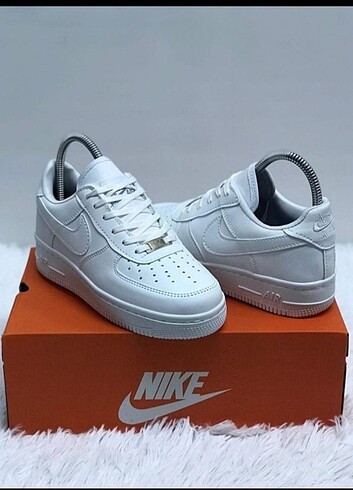 NIKE AİRFORCE