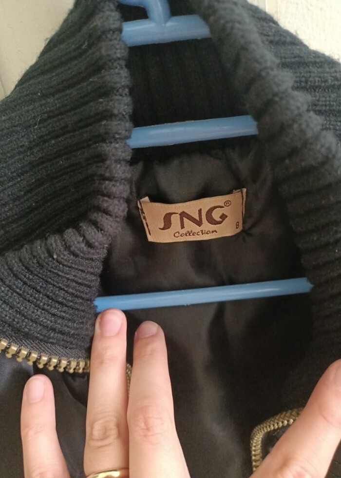 Siyah şişme yelek  - Görsel 3