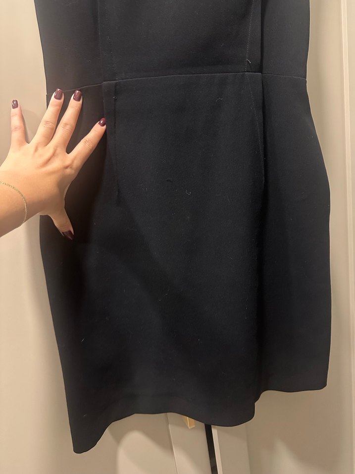 Siyah Elbise - Görsel 3