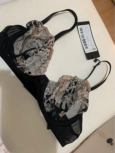 Victoria s Secret Siyaj dantelli balenli sütyen
