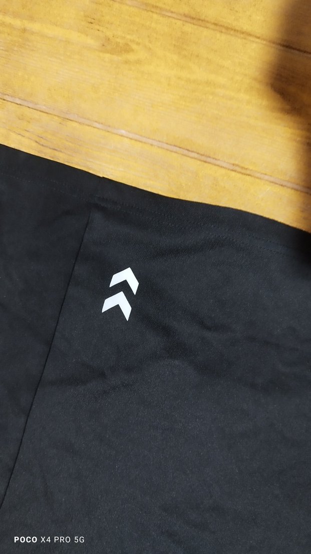 #Hummel likralı mont..Kadın erkek giyer...Piyasası çok pahalıdır - Görsel 2