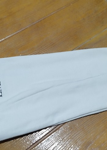 m Beden beyaz Renk #Erkekn sweat mont #Emporio Armani..