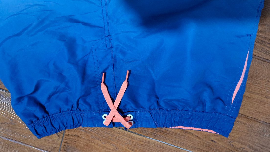 #Erkek şort .Yenidir..arkada nokta leke.. - Görsel 3