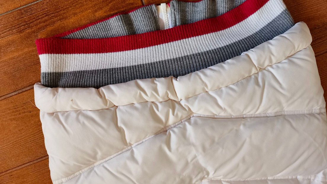 #Çocuk yelek mont #Lcv yenidir, altta çok ufak leke. - Görsel 3