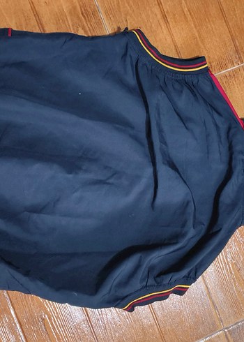 #Erkek yelek mont..Galatasaray..Koltuk ucu sökük, dikilir.. - Görsel 5