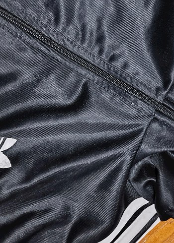 #Adidas mont Kol ucu ufak özür ve yan cep fermuarın biri bozuk.. - Görsel 5