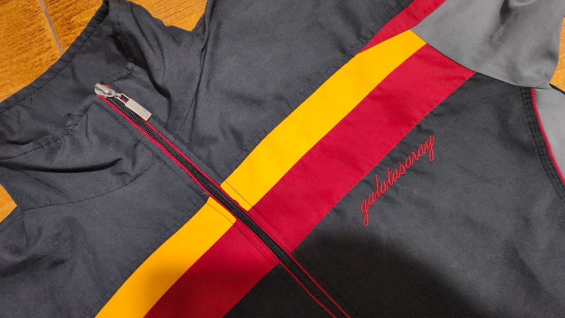 #Galatasaray mevsimlik mont..GS store ürünü - Görsel 4