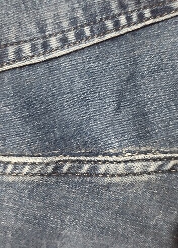 30 Beden #Gant pantolon..30 beden Beli 37 Boyu 97 Paça 15 Arka dikiş yeri