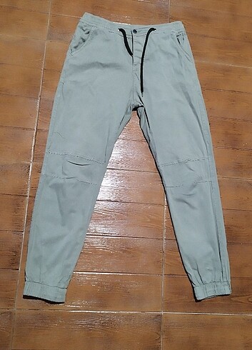 #Zara şık pantolon Eni 42 Boyu 100 Krem, bordo, siyah ve cameli 