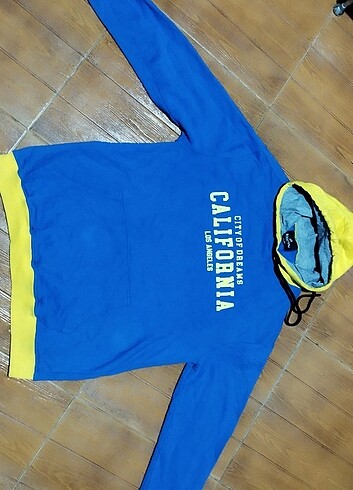 #Sweat mont Eni çekilince 60 Boyu 75
Kafasında az leke..Karbona - Görsel 4