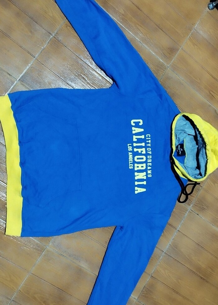 #Sweat mont  Eni çekilince 60 Boyu 75
Kafasında az leke..Karbona - Görsel 4