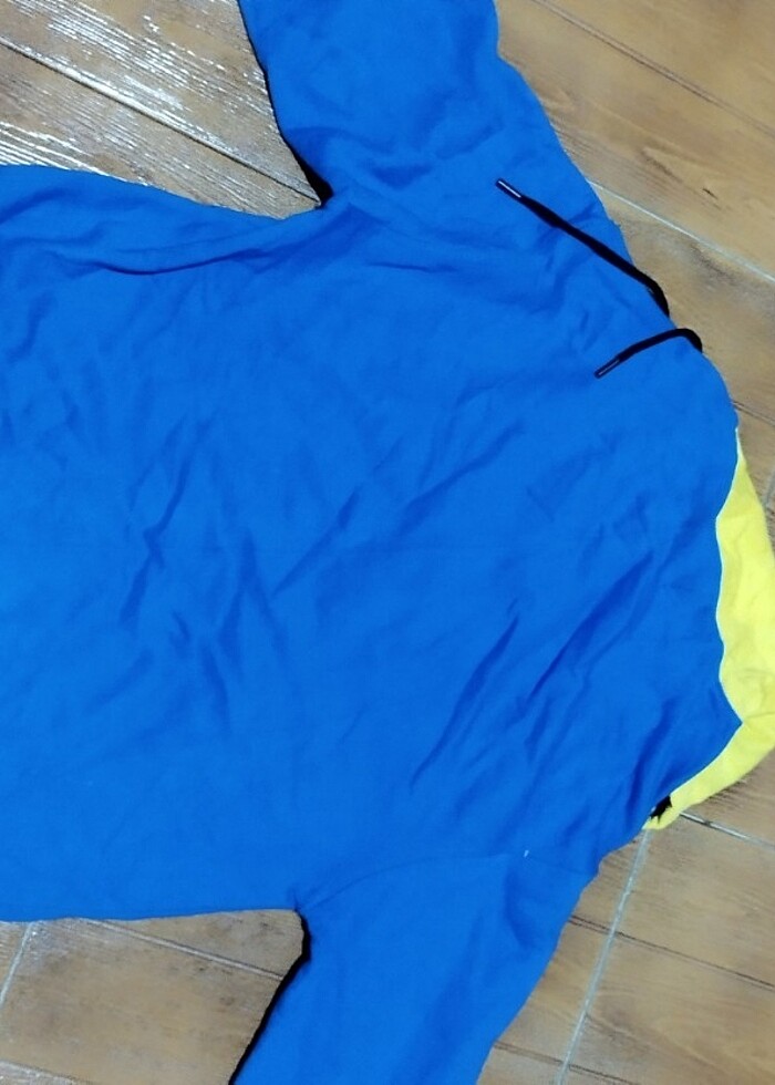 #Sweat mont  Eni çekilince 60 Boyu 75
Kafasında az leke..Karbona - Görsel 5