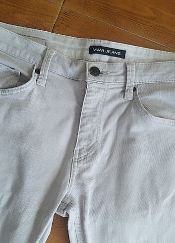 #Mavi jeans gümüş renk pantolon Eni çekilince 46 Boyu 103 Paça 1