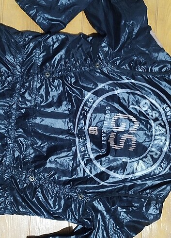 xl Beden #G-Star Raw ünlü Hollanda malı Mevsimlik şık mont..Ön ufak fermu