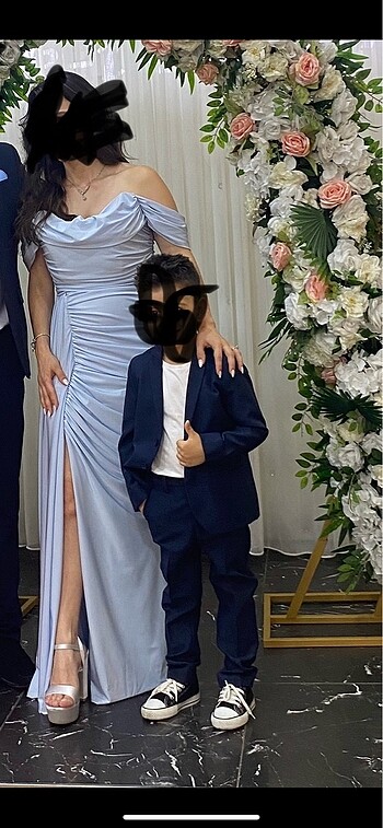 Bir defa giyildi beden 40 yazıyor ama ben 36 bedenim tam oldu.